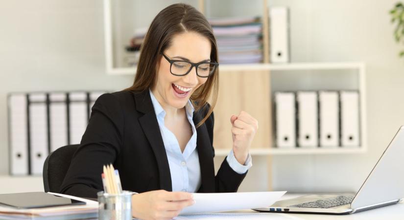 Napi horoszkóp 2026. 03. 05.: A Vízöntő közös hangot, a Halak kiegyensúlyozottságot találhat