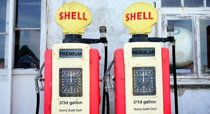 Összeomlott az üzemanyagpiac: brutálisan kilőtt a gázolaj és a benzin ára