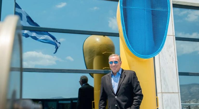 Minden háborús forgatókönyvben nyernek: egy milliárdos család, akik nagyot szakítottak azon, hogy Trump két országot is lefejezett idén