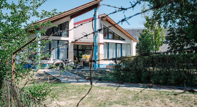 Újabb árnyak Szolnokon: még vizsgálja a rendőrség a befogadóotthonban történt gyermekbántalmazásokat