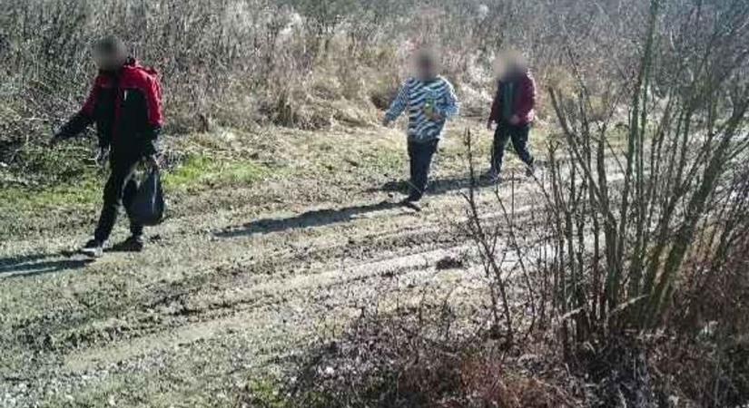 Építkezésről akartak átjutni Szlovákiába, öt kárpátaljai férfit állítottak meg a határnál