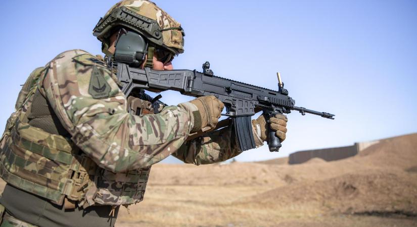 Folyamatosan támadják a magyar katonák iraki állomáshelyét, a Honvédelmi Minisztérium szerint senki nem sebesült meg