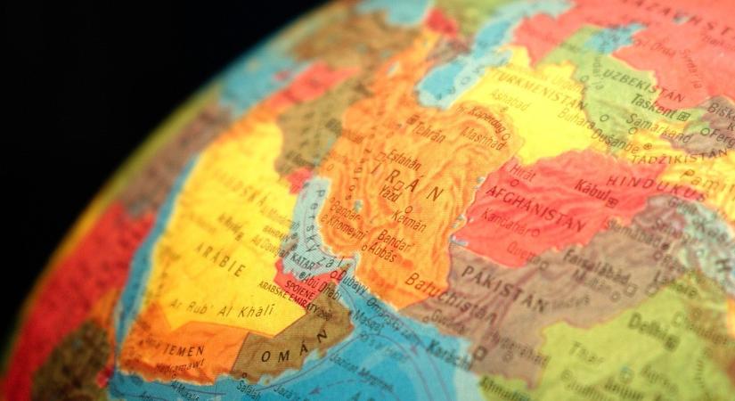 Szakértő: egy néhány hetes iráni háború is 1-2 százalékos inflációs nyomást okozhat