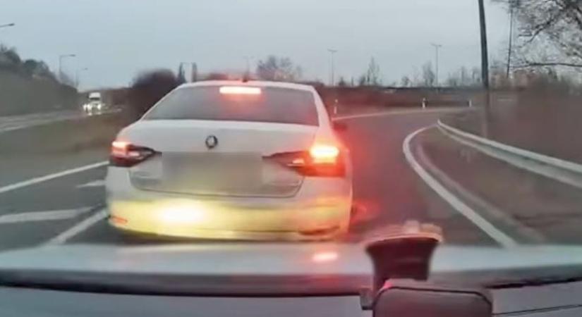 Ráfékezett a mögötte haladóra az M6-oson, majd rendőrt hívott – videó