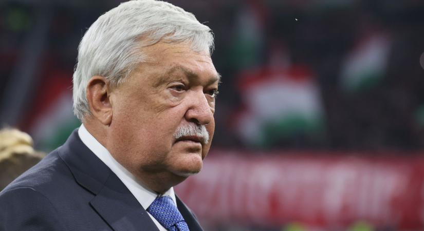 Éles kritika, Csányi Sándor burkoltan a Fradinak üzent