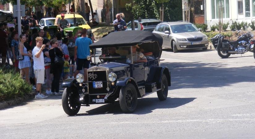 Trabant, Zsiguli, Wartburg – ezek az öreg autók ma már aranyat érnek