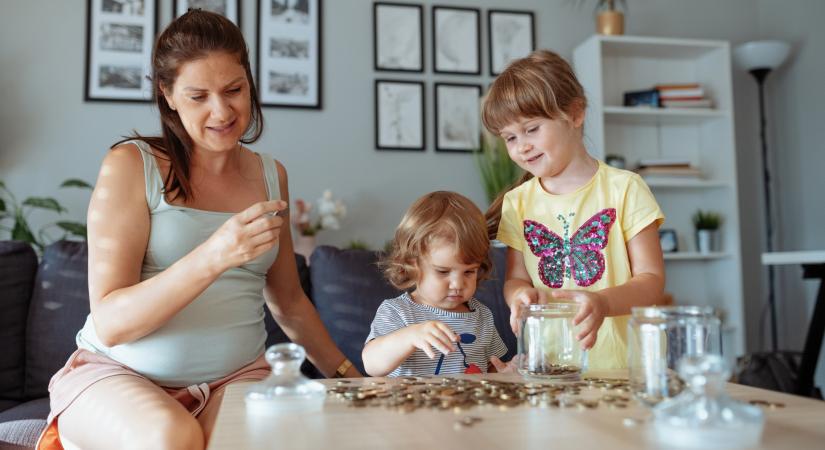 Hiába nő a jövedelmünk, mégsem takarítunk meg többet – mit mond erre a pszichológus?