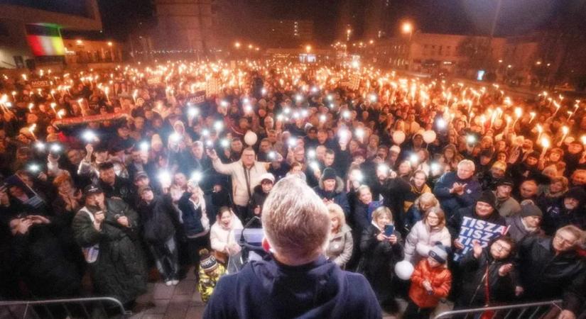 Látványos tömegeket mozgat meg a Tisza vidéken – élő elemzés