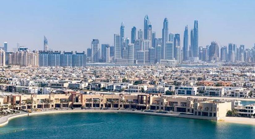 Hazafelé tartanak a magyarok: Dubajból gép indult Budapestre