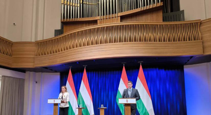 Kezdődik a Kormányinfó – kövesse percről-percre az Mforon!