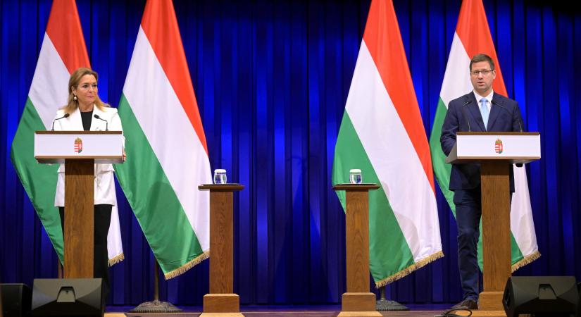 Élőben ismerteti Gulyás Gergely a kormány döntéseit