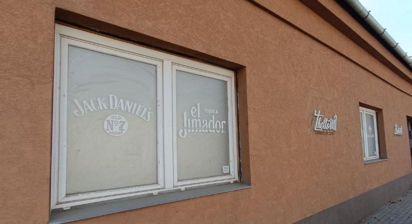 Harminc évig generációk találkozóhelye volt, most eladó a legendás söröző