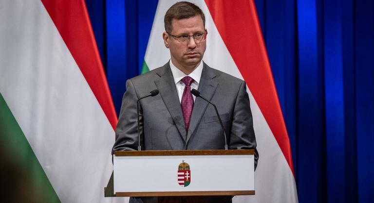 Gulyás Gergely: A Barátság kőolajvezeték jobb állapotban van, mint valaha - Gulyás Gergely és Vitályos Eszter tájékoztatója