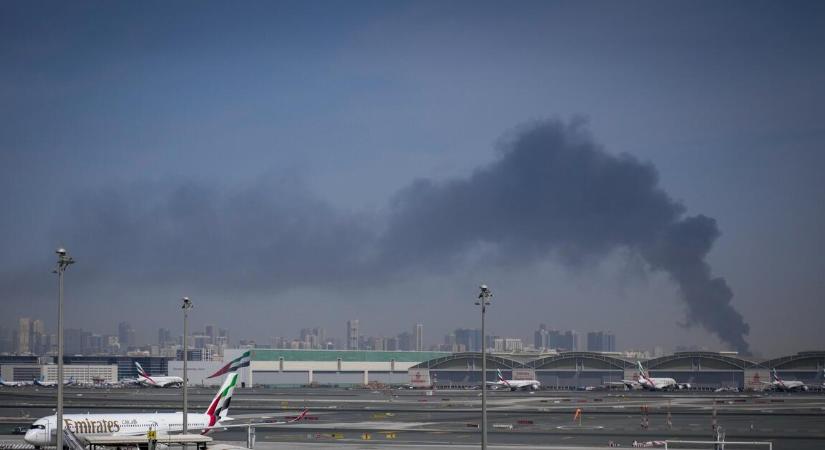 Így térhetnek haza a háborús zónában rekedt magyarok: Szijjártó Péter bejelentést tett