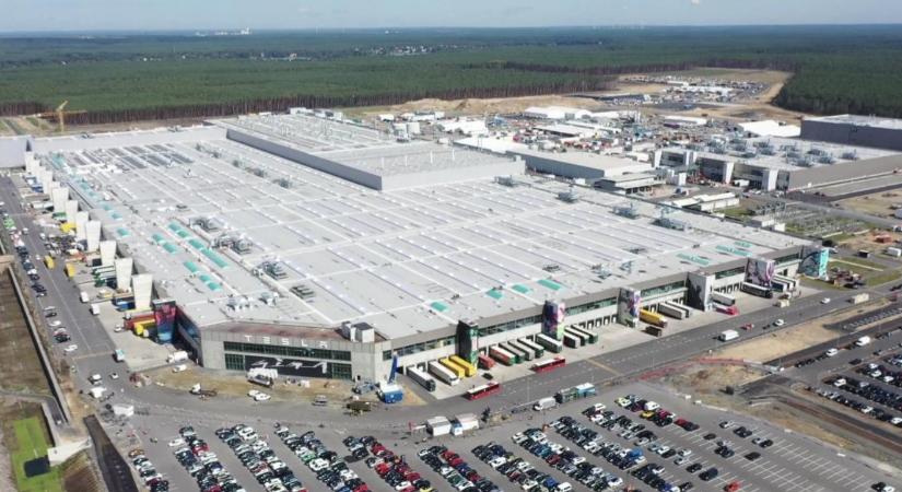Jöhetnek az új termékek a Tesla európai gyárába?