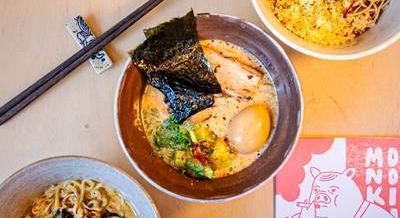 Ezért állnak sorok Budapesten is a japán levesért, melynek készítését évekig kell tanulni