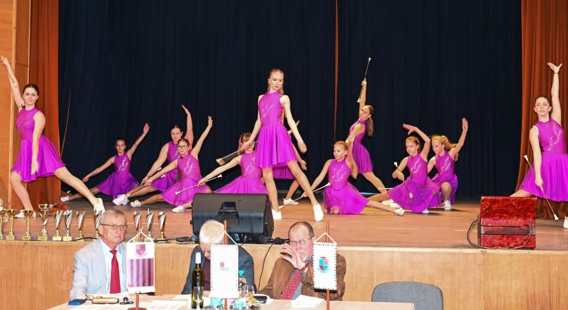 Jubileumi borversenyt rendeztek Sárisápon