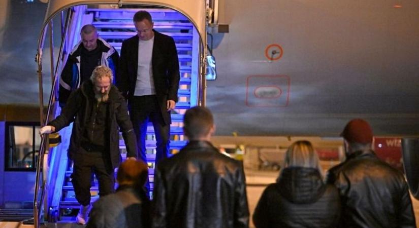 Küldetés teljesítve: Két kárpátaljai hadifogoly szabadult meg a fogságból! (videó)