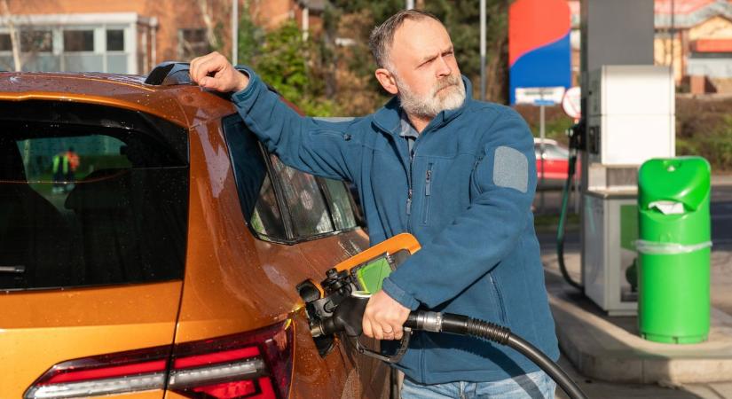 Még ma menj el tankolni! Holnap brutálisan emelkedik az üzemanyagok ára