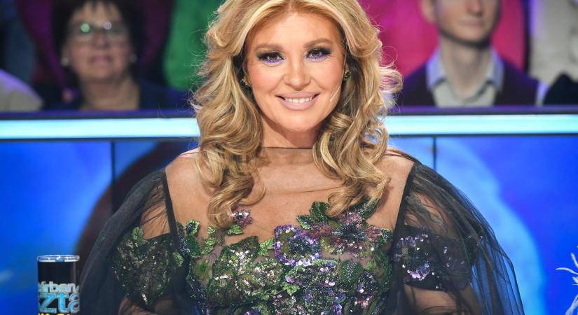 Ilyet még nem láttál: Liptai Claudia különleges dekoltázsa mindenkit elvarázsolt