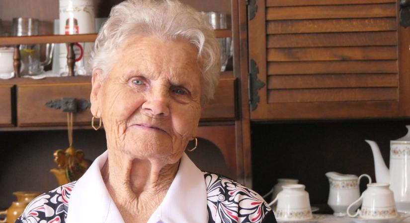 Szökőnapon született az abonyi Ilonka néni, most a 90. születésnapját ünnepelték