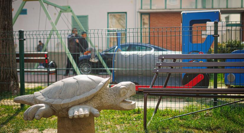 Új játszó- és közösségi terek a pécsi gyermekgyógyászati klinikán