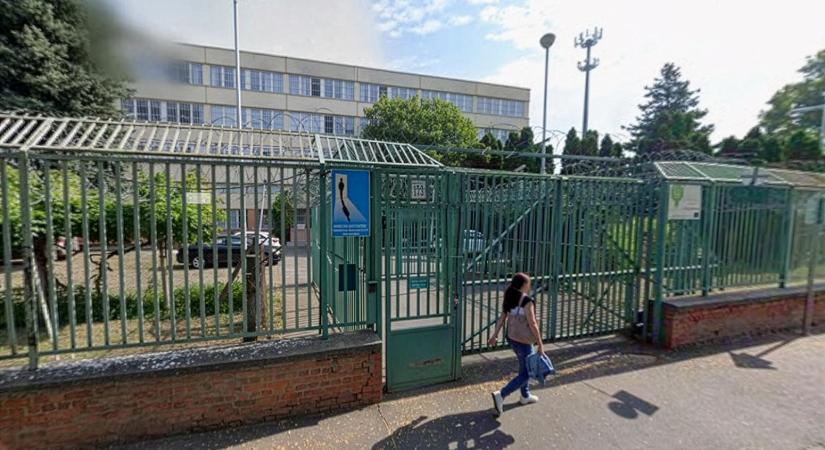Gyerekeket vert a nevelő a Debreceni Javítóintézetben, vádat emeltek ellene