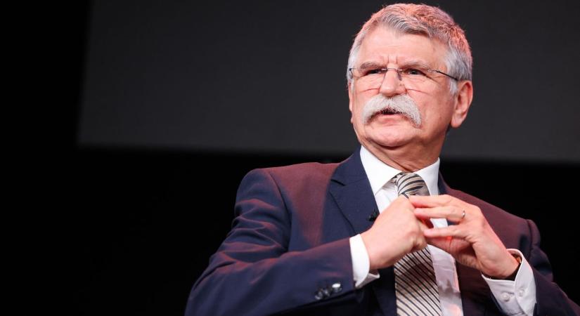 Ezt tanítani kellene: Kövér László elárulta a Telexnek, mi lesz a „független” sajtó sorsa (VIDEÓ)