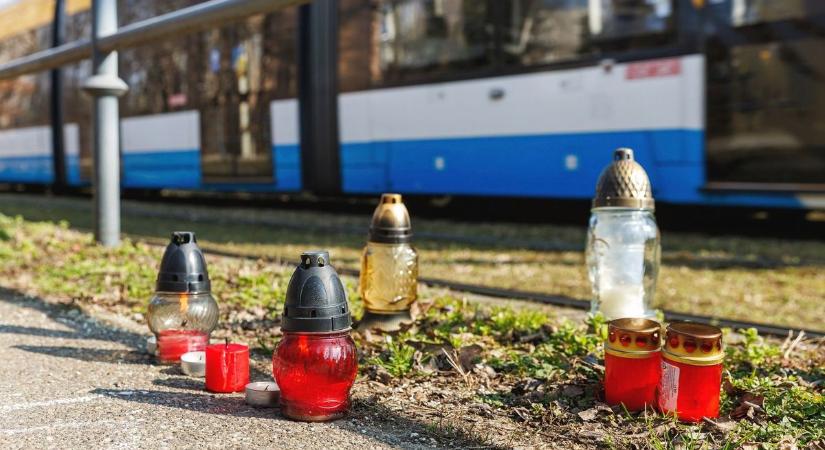 Megrázó részletességgel számolt be a szemtanú, aki néhány méterről látta a tragikus debreceni villamosbalesetet – fotókkal, videóval