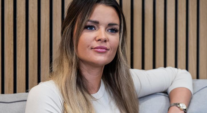 Kárpáti Rebeka külföldön ragadt a közel-keleti konfliktus miatt