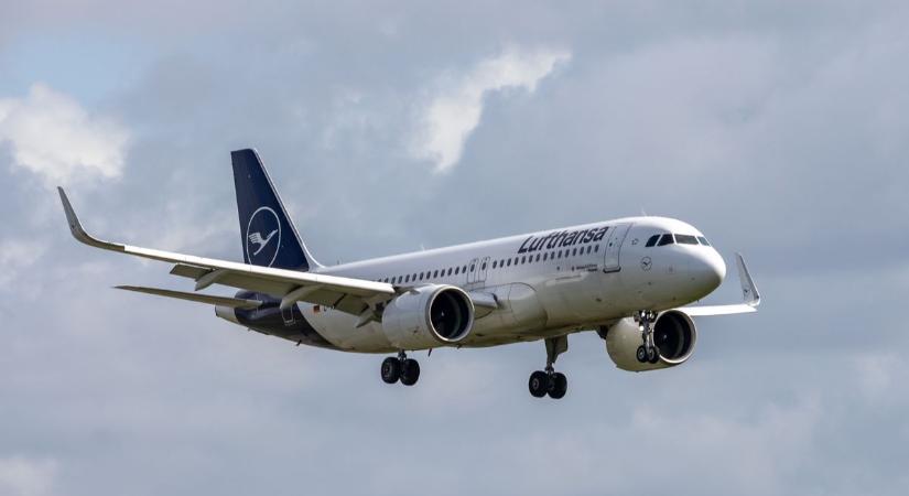 Rejtélyes zúgás a reggeli órákban – miért körözött egy repülőgép órákon át Tolna felett?