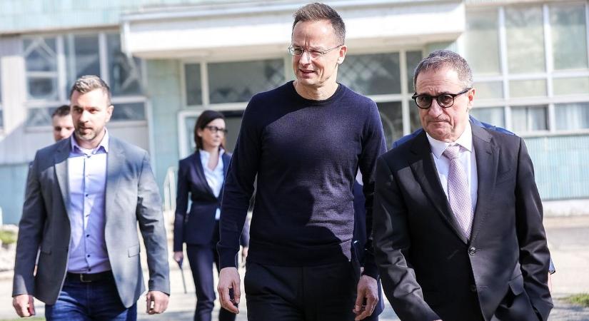 A Graboplast Zrt. hosszú távú gyárfejlesztési programot hajt végre Győrben - fotók