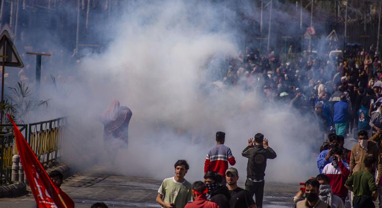 Tömegek ünnepelték az iráni legfelsőbb vezető halálát, mégsem következik be, amire Donald Trump várt