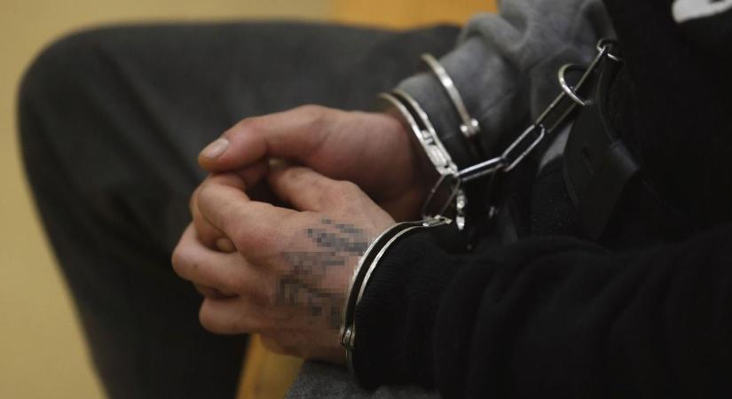 15 éves értelmi fogyatékos lányt erőszakolt meg két fiatal egy borsodi lakatlan házban