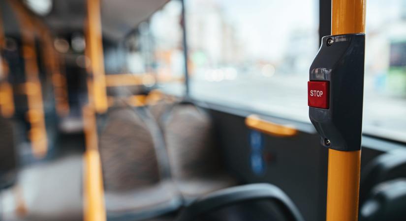 Megsérült egy baba egy győri buszon