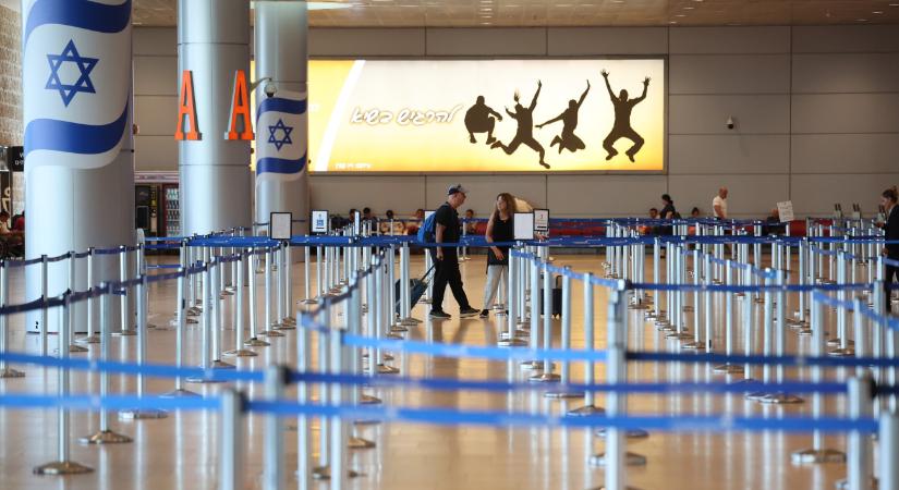 Izrael fokozatosan megnyitja légterét az induló járatok számára is
