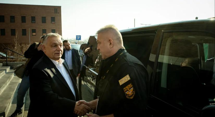 Orbán concerned about Western terrorist cells, announces tightened controls of foreign travellers entering country