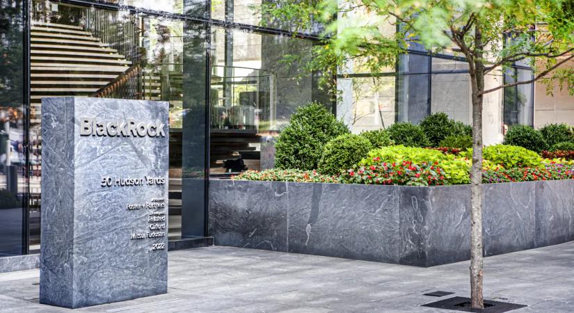Kipukkant az árnyékbankok lufija: Megrendült a BlackRock óriáshitele