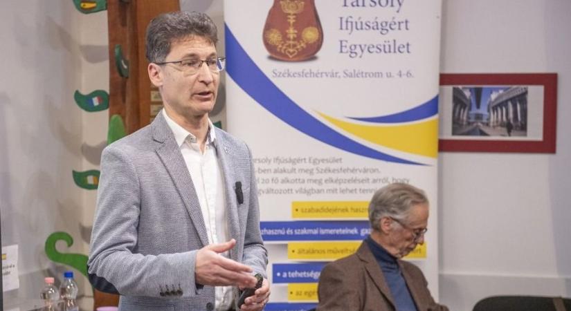 Így gazdálkodik Székesfehérvár – a polgármester részletezte a 2026-os költségvetést