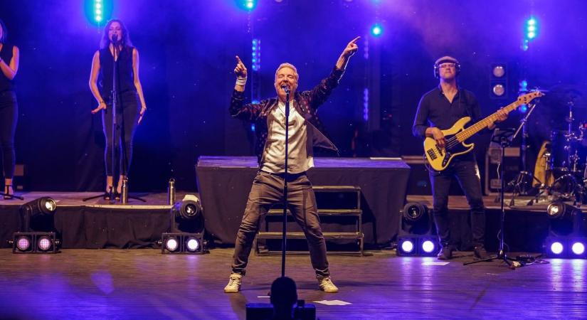 Freddie, Bereczki Zoltán, Delhusa Gjon és Jolly is érkezik – elképesztő nőnapi programkavalkád a vármegyében!