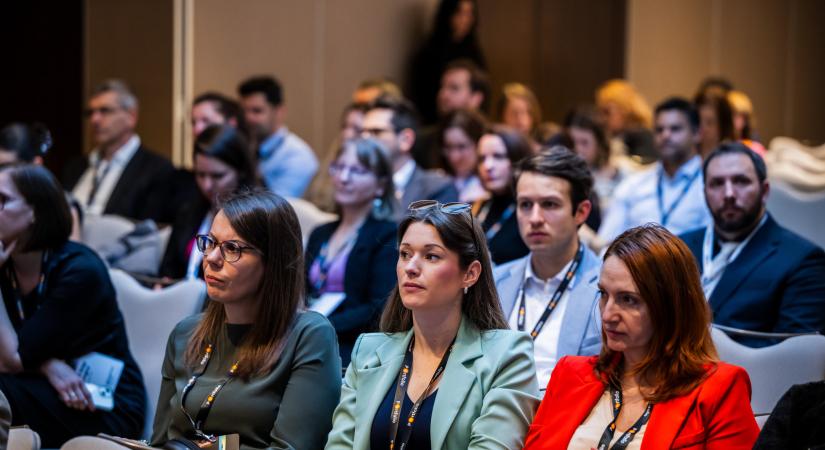 Az ESG-adatgyűjtés kulisszatitkaitól a karbonpiac megatrendjeiig: jógyakorlatok minden mennyiségben az ESG-csúcson