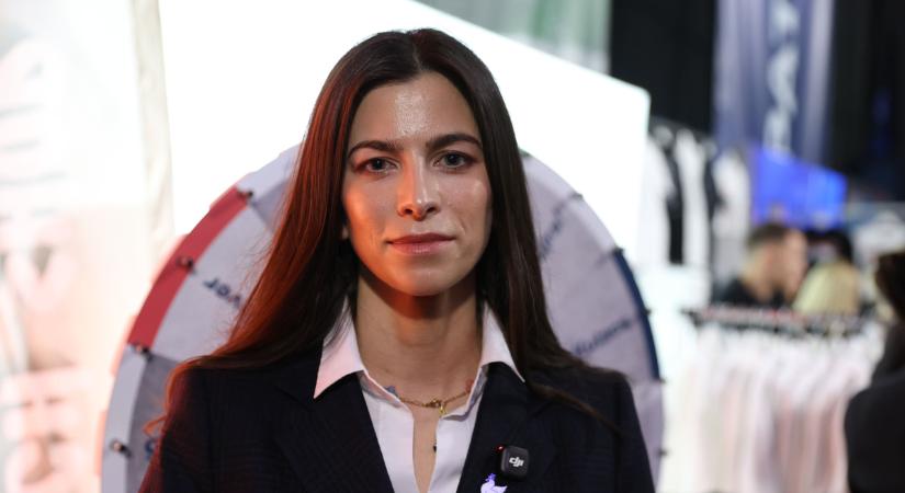 Szentkirályi Alexandra: A fegyver a katonák és a rendőrök kezébe való