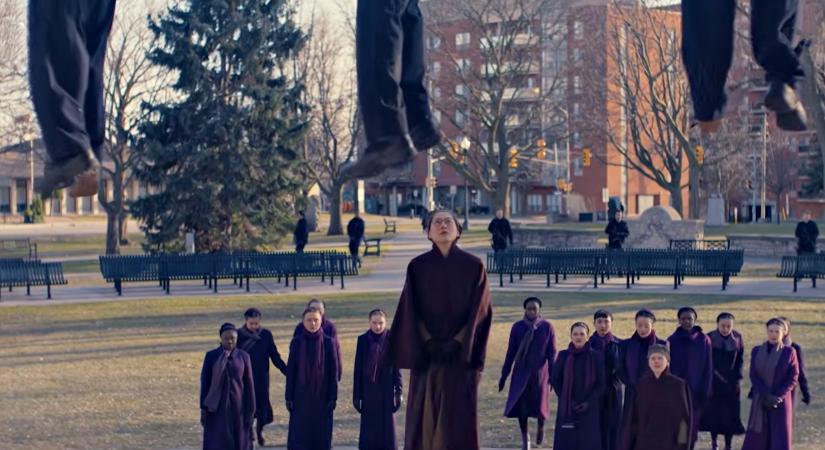 Testamentumok: Megérkezett az első előzetes A szolgálólány meséje folytatásához, amelyben a fiatal lányok szembesülnek a diktatúra borzalmaival, ezért változást akarnak