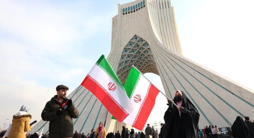 Egy Budapesten élő iráni szerint az új rezsim változást hozhat Iránban