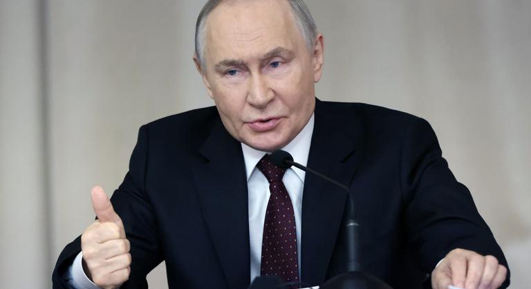 Vlagyimir Putyin jelezte: Oroszország továbbra is szállítana olajat és gázt, egy feltétellel