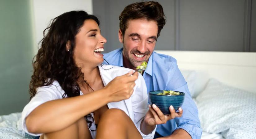 Ezért lett hiánycikk a kígyóuborka – Egy bizarr ősi fétis indult újra hódító útjára a párok között