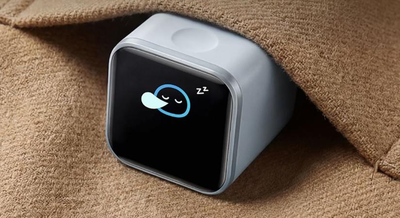 Az iPhone-okhoz szabott, intelligens kijelzővel szerelt töltő jött az Ankertől