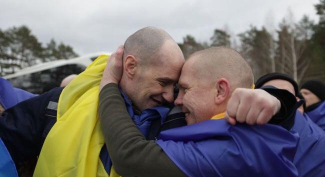 Ukrajna és Oroszország között megtörtént a 72. fogolycsere, ezúttal 200 ukrán védő tért haza