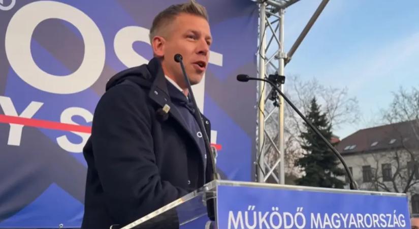 Magyar Péter: Egy külföldi állami vezető sem fenyegethet egyetlen magyart sem