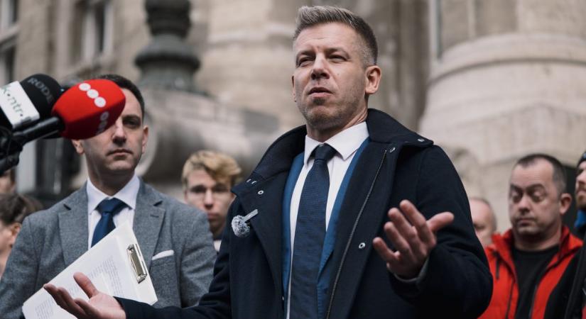 Magyar Péter üzent Zelenszkijnek: Egy külföldi állami vezető sem fenyegethet egyetlen magyart sem